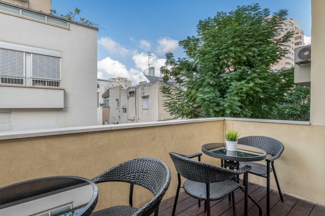 Ben-Gurion Blvd 2Bdr Close To The Beach 텔아비브 외부 사진