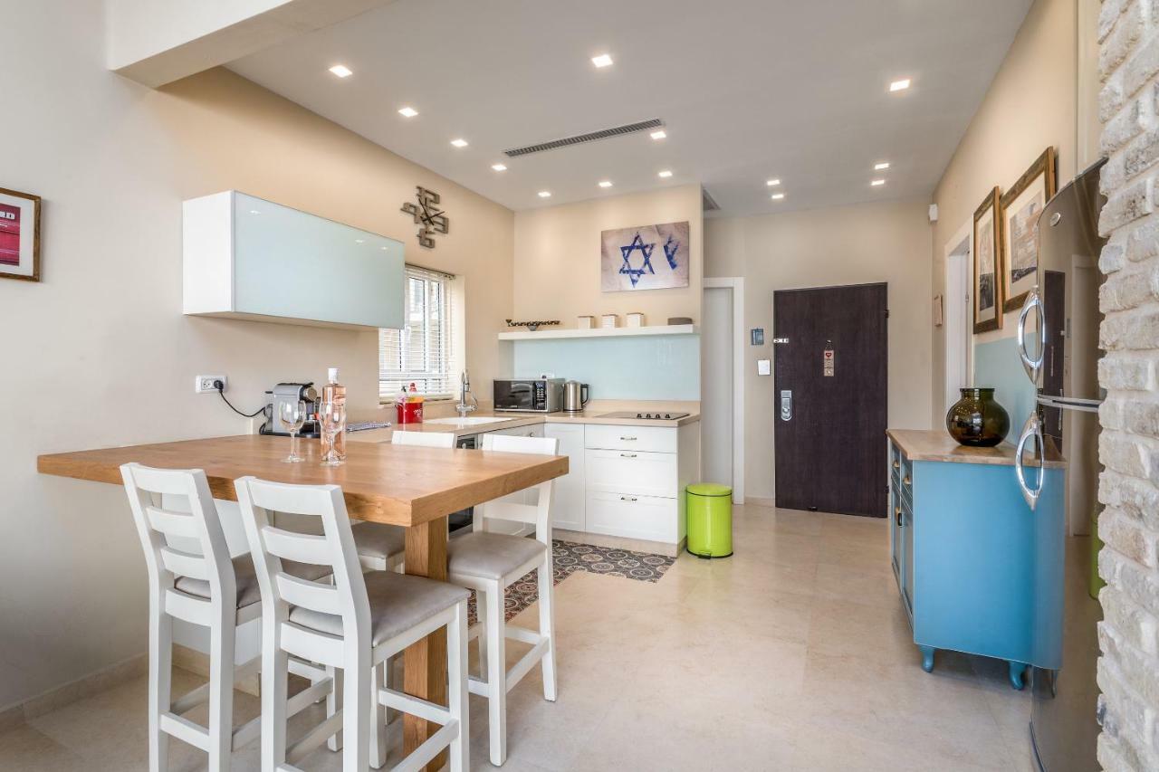 Ben-Gurion Blvd 2Bdr Close To The Beach 텔아비브 외부 사진